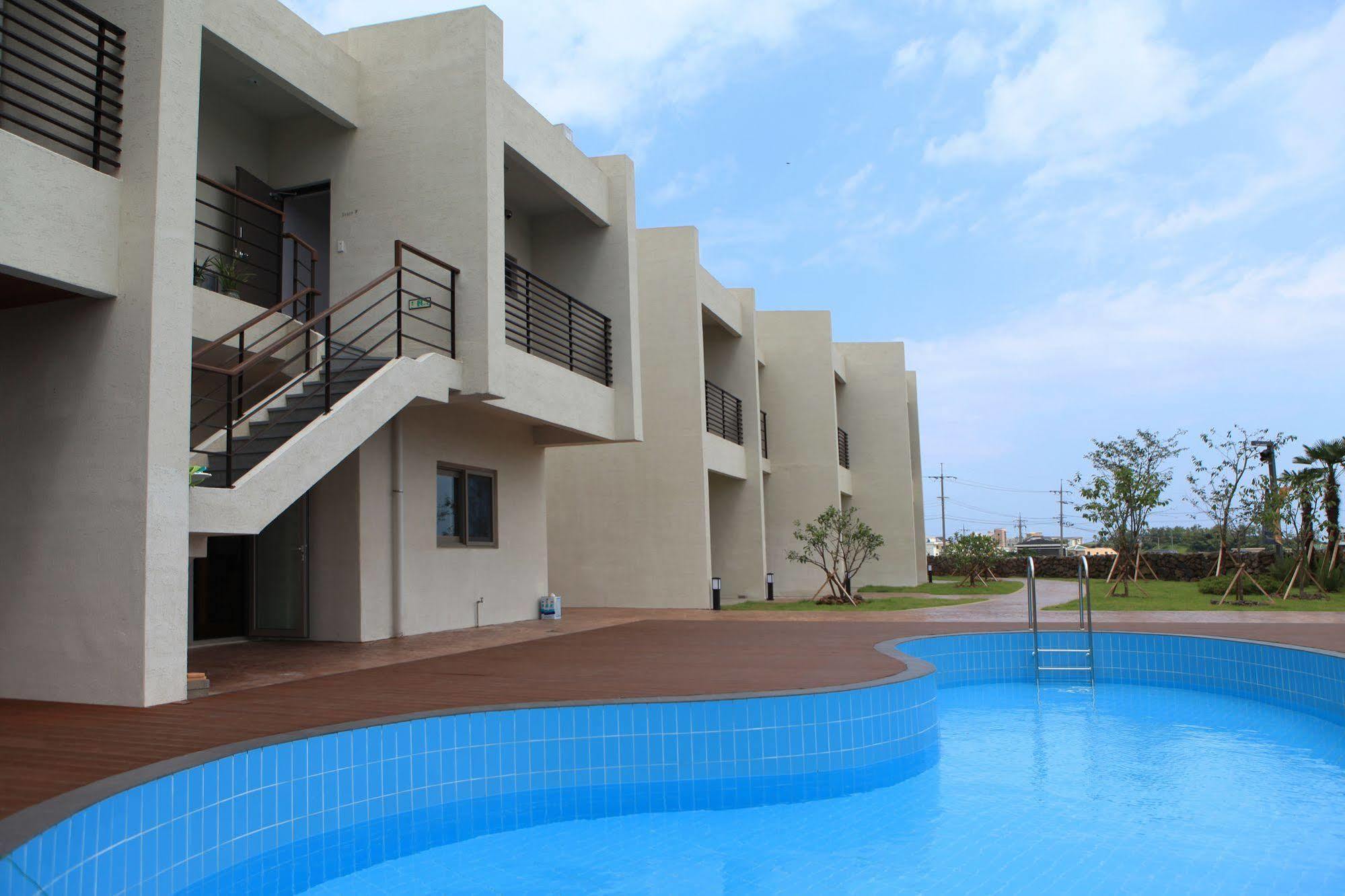 Comma&Spa Resort Seogwipo Eksteriør billede